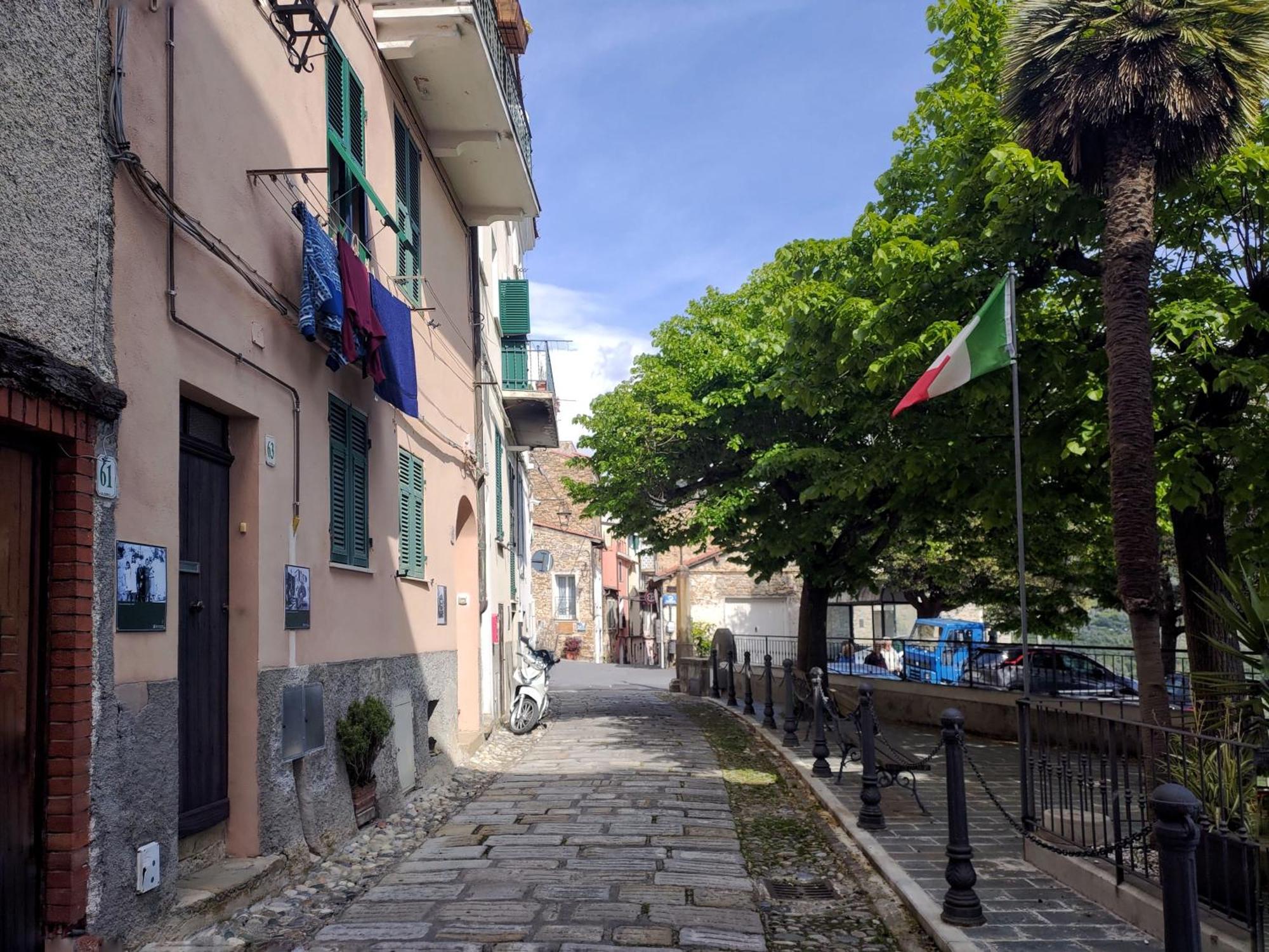 La Casa Di Ros Apartamento Perinaldo Exterior foto